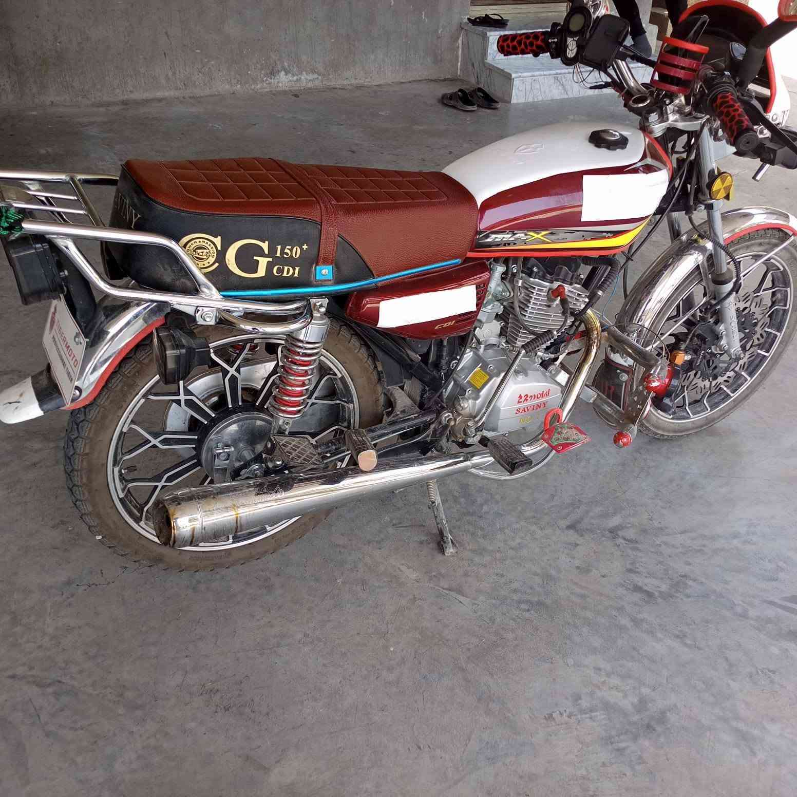 دراجة نارية للبيع  موديل ٢٥ نضيفة جداً في صقلاوية  سعر ٨٥٠ رقم الهاتف ***********
