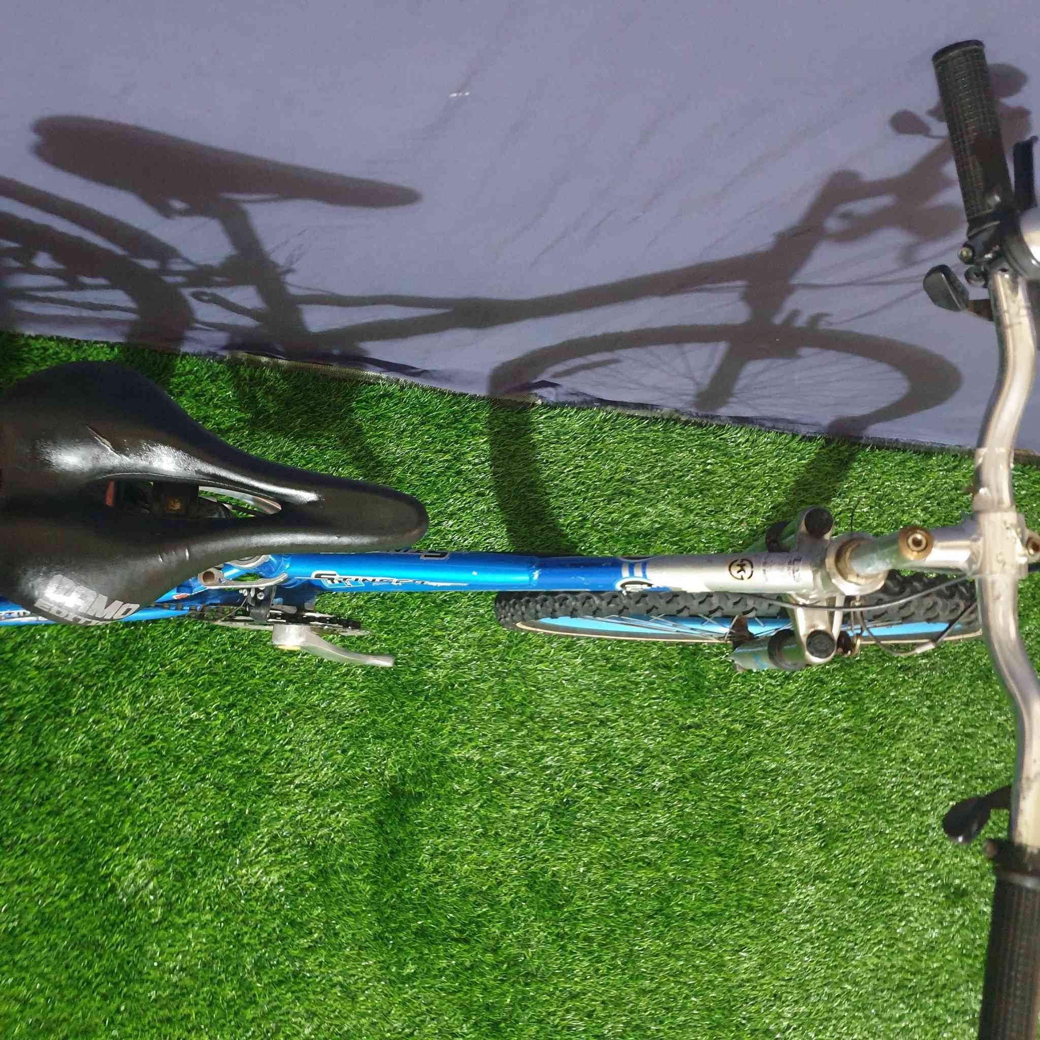 بايسكل حجم 24
باله ياباني اصلي كسر حاويه 
المعدن المنيوم 
دبلات اماميه شغاله 
جاهز بدون اي نقص 
الحاله نظيف جدا 
كيوره (7x3) نمره سحب دفع شيمانواصليات 
السعر 100الف
يوجد توصيل 
للاستفسار ***********
