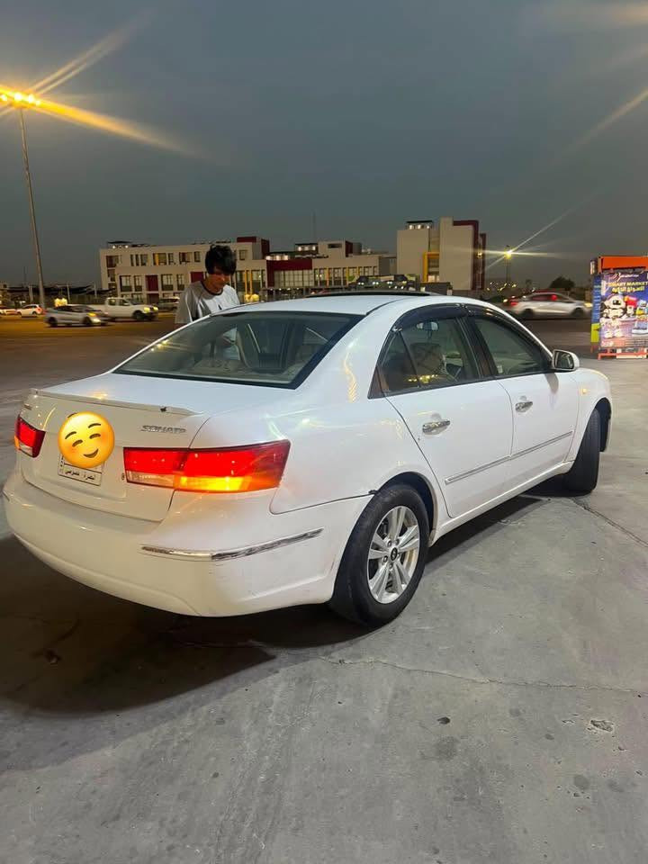 سلام عليكم سوناته 2009 لبيع  خليجي
سياره بيها باب مبدل ومصبوغ وره باب سياق فقط وباقي بيها رشات صبغ وبيه باردات فقط   بدون ضربه مكينه 2000 دوش كير وحداده وتبريد فول سياره جاهزه ع الاخير رقم سياره بصره بسمي سنويه 28 مكان سياره بصره زبير 
***********// سعر 100 وبيها مجال حك جيه
