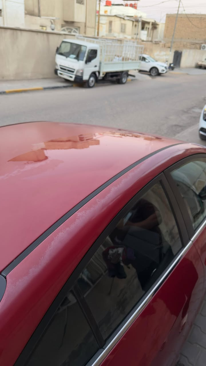 السلام عليكم 
كيا سيراتو خليجي 2014 مكينة 2000 
رقم اربيل السنوية منتهية بالشهر الثاني 

سيارة مابيها ضربة ولا صبغ 
بيها جراد صندوق وقمارة وبنيد 
ودحجات موضحة بالصور 
ماشية 124 الف 
حساسات امامية وخلفية وكامرا ويكب كبير 
طخم تايرات و باتري جديد ومكينة وكير نظيف 
السعر 115$
البصرة / السايلو


**إذا كنت صاحب هذا الإعلان وتريد حذفه لأي سبب، رجاءا أرسل رسالة إلى الدعم الفني**