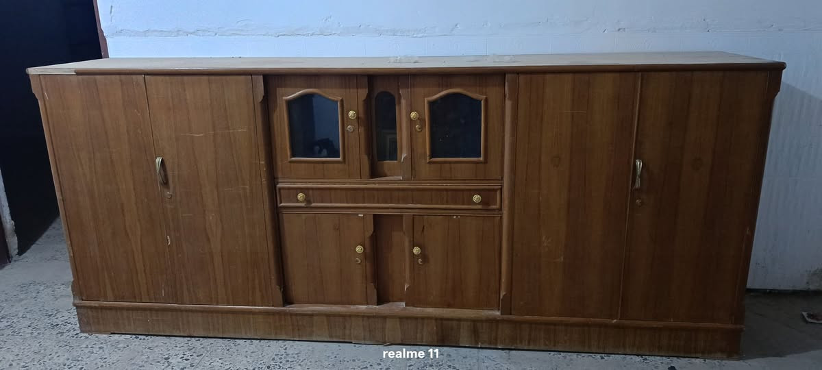 بوفية للبيع ب 250. طوله 3 امتار  نظيفه


**إذا كنت صاحب هذا الإعلان وتريد حذفه لأي سبب، رجاءا أرسل رسالة إلى الدعم الفني**