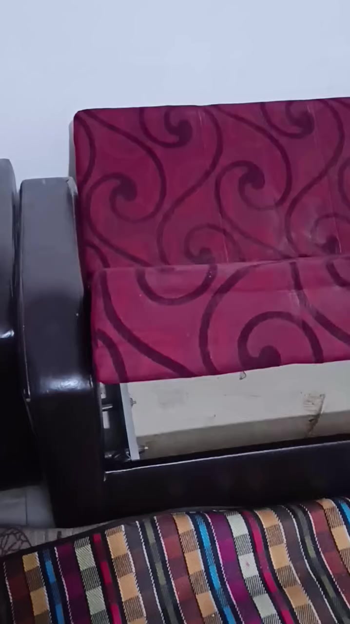 طخم إيطالي سبرنك يصير مخزن وسرير خمس مقاعد سعر ١٥٠ الف


**إذا كنت صاحب هذا الإعلان وتريد حذفه لأي سبب، رجاءا أرسل رسالة إلى الدعم الفني**