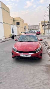 السلام عليك  كيا فورتي 2023 للبيع لون مشمشي ماشية 50 الف جديدة السيارة...