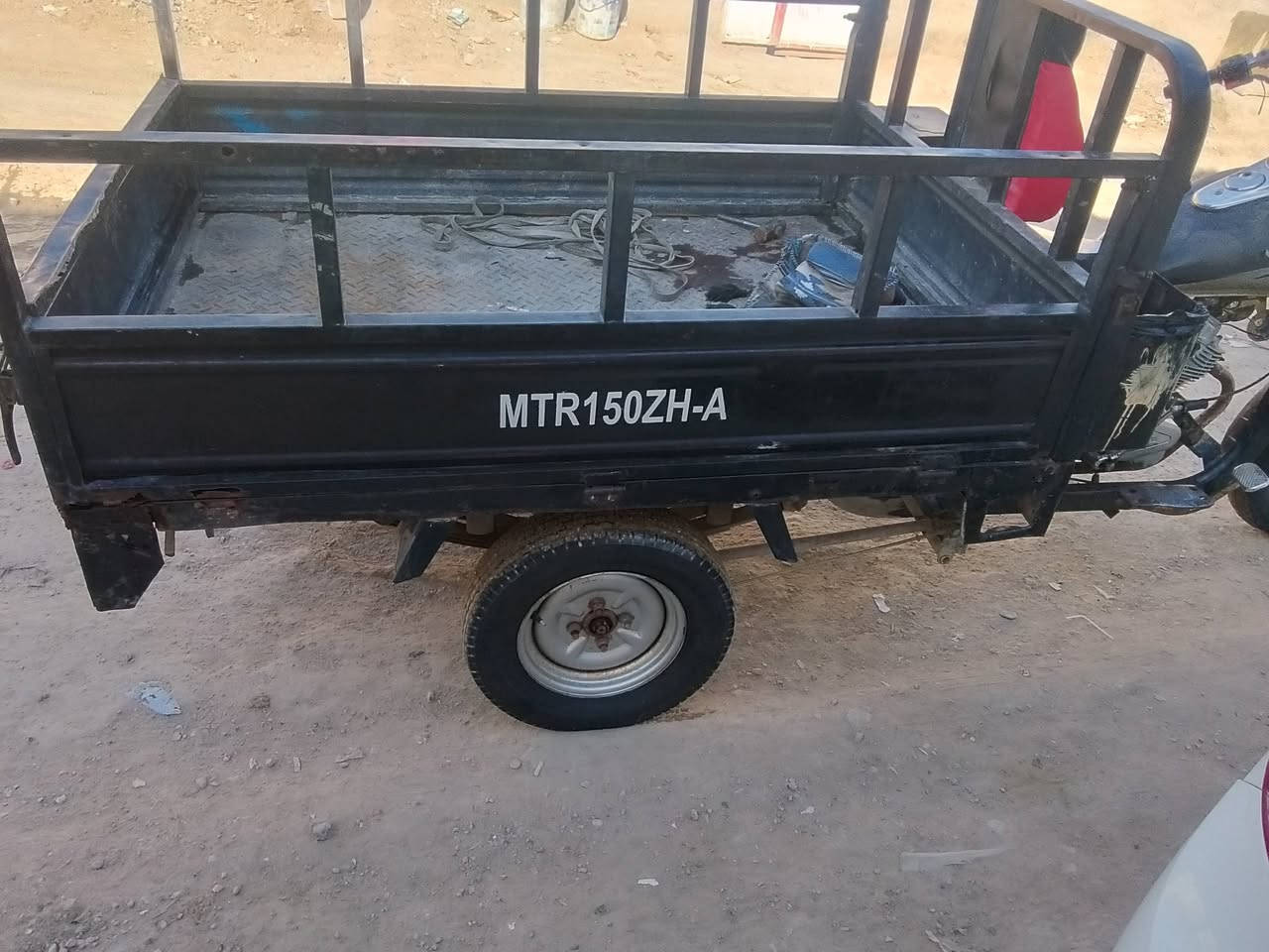 يا الله سلام عليكم ستوته البيع كلك تايرات تخك جديد جوبليس دبلات تسعيت جديد مكفوله من السرقه سوته جاهزه عله اخررر حبايه مكفوله محرك بس مره واحده مفتوح شوفت عينكم حته بليته بيه السعر 800وبيه مجال الشراي يخابريني وبيه خير ويدلل مكاني نجف حي شرطه ***********
