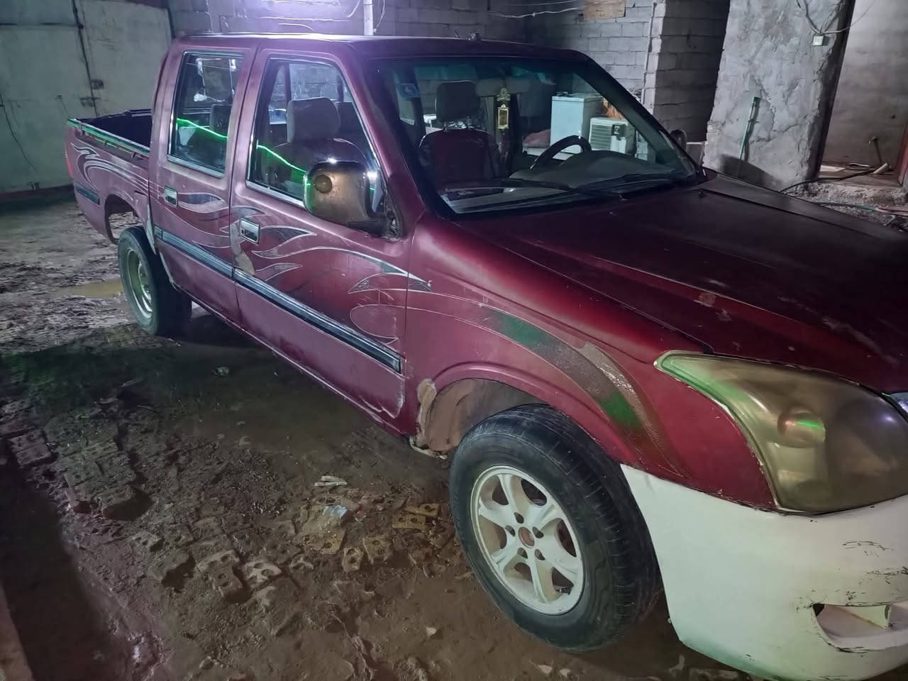 السلام عليكم
بيك اب كنو 2008 مراوس 

رقم بغداد نكليزي بسمي تحويل مباشر

كير ومحرك ثري واي 

الكشر مثل ما واضح بالصوره 

يحتاج الها ترتيب كهربائيات 

العنوان بغداد منطقة الكرغولية 

التواصل على هذا الرقم ***********
