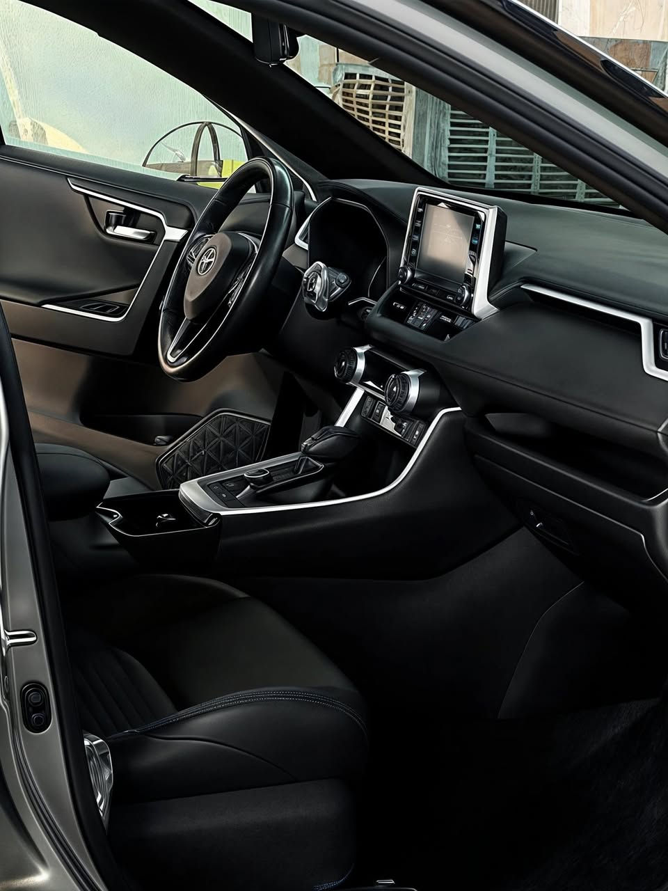 Toyota RAV4 XSE 2022
‎تويوتا راف فور هايبرد فئة XSE2022‎

حادث رقم الشاصي موجود يمك  

‎•اوتو ستوب 

‎•كاميرا رادارات جانبيه ورادار امامي

‎• فتحه سلايد روف

‎• شاشة كبيرة• كاميرا خلفية

‎• كراسي جلد • كراسي تدفئه كراسي كهرباء• رادار امامي وخلفي• مانع تصادم 

‎• رادار جانبي

‎• مثبت سرعه• مانع انزلاق

‎• استيرنك متحرك كهرباء• تحكم طارة

‎• مانع تجاوز• حساسات مانع تجاوز

‎• نقطة عمياء• تصحيح مسار

‎• بصمة تشغيل• بصمة أبواب

‎• مفتاح سمارت• دخول ذكي

‎• حساسات مطر• شاشة أعطال

‎• اناره ترحيبية• حساسات دخول الإنفاق

‎• نظام ECO + TRIP•  سبورت  ev   .نظام GPS + خرائط

‎• حساسات ضغط هواء الإطارات

‎• اضوية امامي زنون LED• اضوية خلفيه LED• كشافات ضباب LED

‎• ليد زنون نهاري• اضويه امامية متحركة

‎• حساسات اضوية• جنط 

‎• 4 أنظمة قياده ECO \  EV,Normal / Sport 

 مراية فيديو تصوير وجام عاكس 

‎• باب صندوق خلفي كهرباء• هاندبريك كهرباء

‎ دخول جديد. بيع فقط. دون مراوس  السياره صلاح الدين  مرقمه وعنوانها 

طوز خرماتو __الدوز 

صورة السونار والحادث  مرفقة بالمنشور 

السعر ٢٣٠ قفلها  ويرهم بيع وعده شهر شهرين اكثر اعتذر 

***********

— في ‏‏‎Tuz‎‏، ‏صلاح الدين‏‏.
