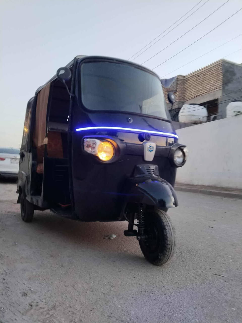 سلام عليكم تكتك للبيع اوراق مكينه تيفيس جديده بعدهي زيرو ماشايله ولا  نفر واحد موديل 19 جاهزه للشغل مانقصهه برغي السعر 3 مليون مكاني بابل السكندريه السفسار ***********
