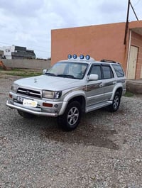 تويوتا 4رنر • ١٩٩٥ • ٦ سلندر