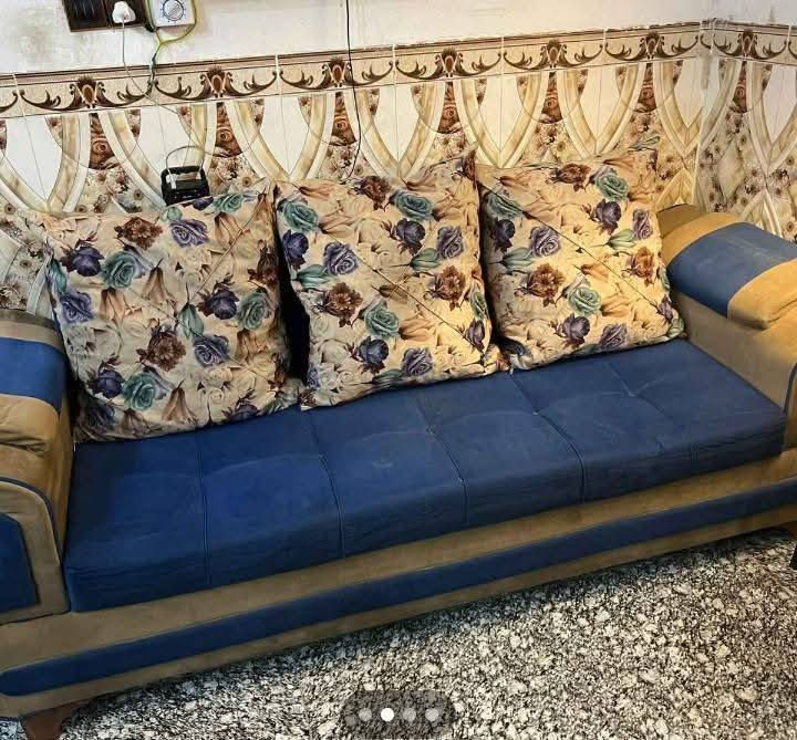 تخم للبيع 
٧ مقاعد
ثنين نفر 
وحده ام نفرين
وحده ام ال ٣
العنوان / الحله المحكمه الجديده 
السعر / 300 
***********
