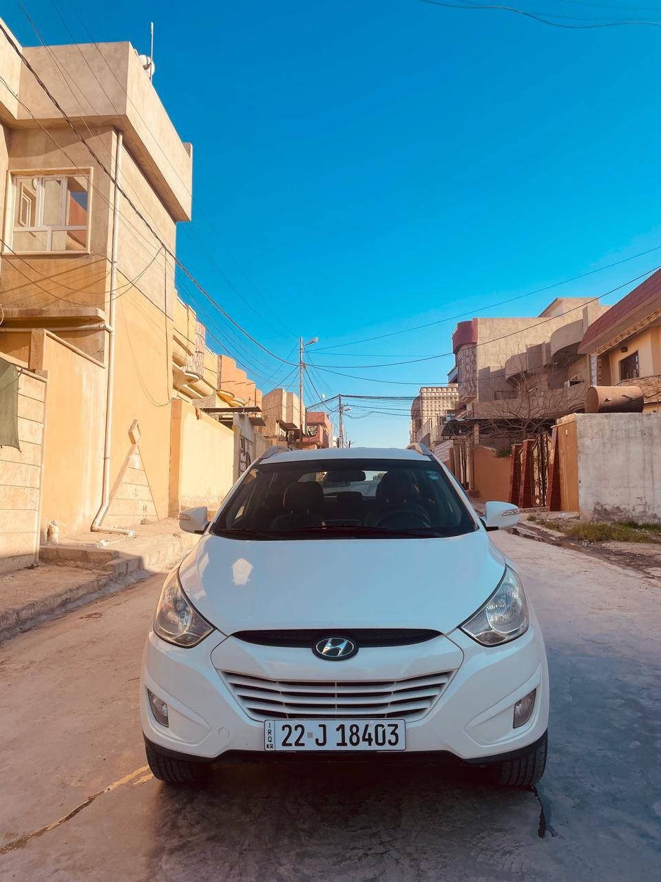 السلام عليكم  توسان 2010  السياره حيل نضيفه بس بيها بارد اربع مكانات صغير   ماكان السياره الموصل   سنويه بسمي  اي استفسار الاتصل على الرقم ***********
