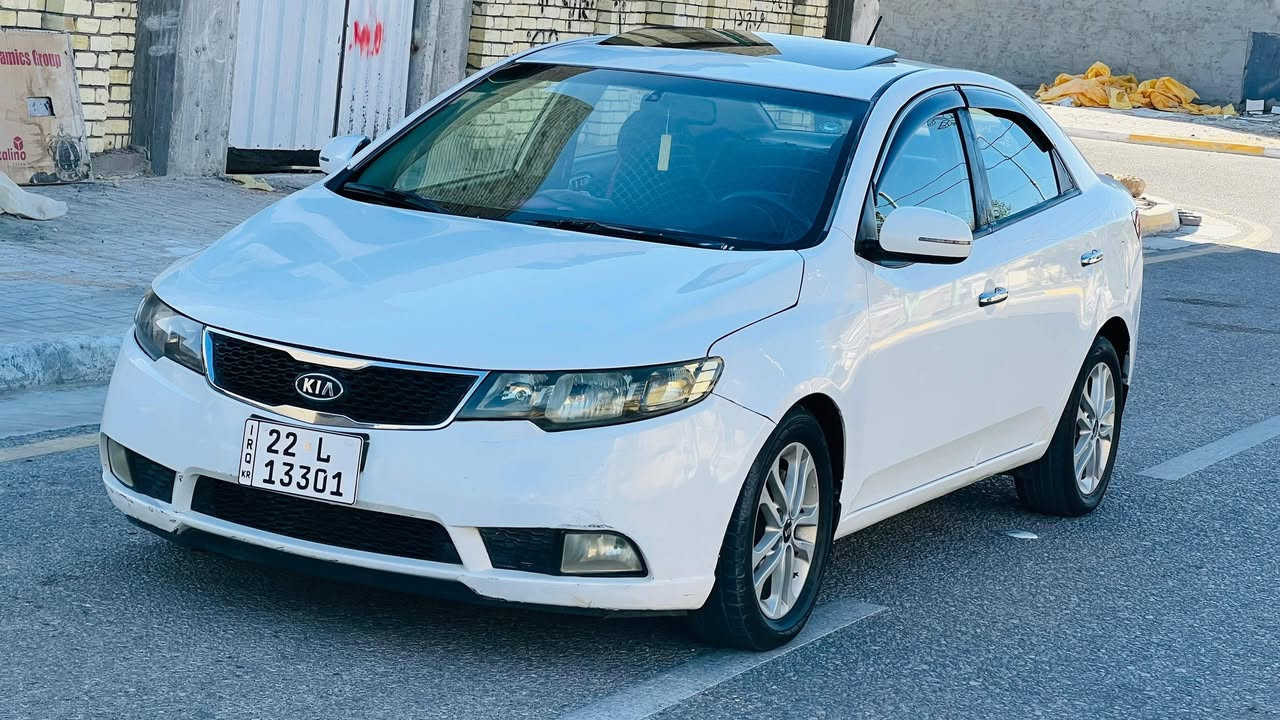 السلام عليكم
كيا سيراتو خليجي موديل 2011
رقم أربيل دولي الجديد صبغ بنيد وباب الصدر فقط
محرك 1600 دوش بلادي على وضع الشركة
كير اوتوماتيك / 6  نمر بلادي على وضع الشركة 
فتحه حساسات خلفية
اشاير بلمري
 تبريد لسيارة ثلج
حدادية جديدة
 لسيارة جاهزة مانقصهة شي 
 السعر ( 100$) مكان السياره كربلاء
 للسفسار ***********
