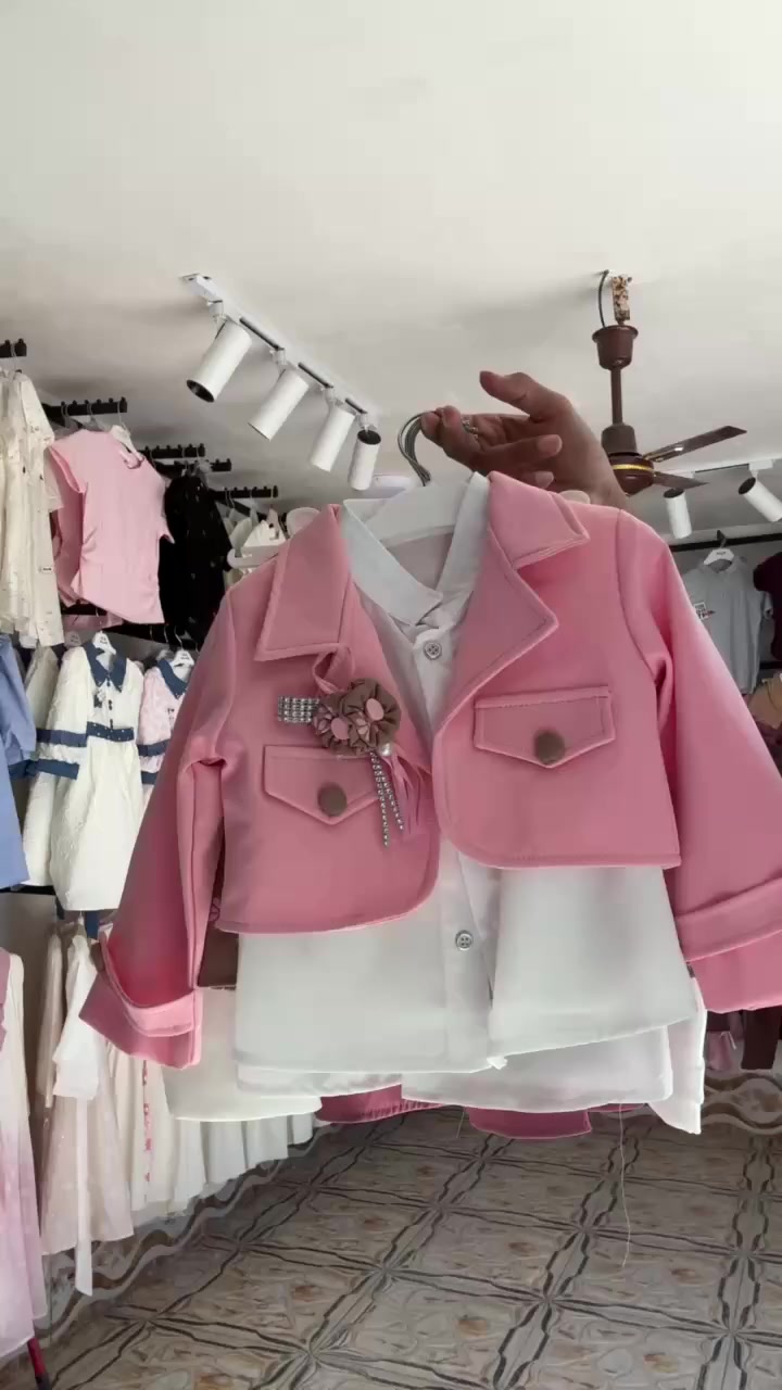 أزياء كتاكيت ❤️🔥


**إذا كنت صاحب هذا الإعلان وتريد حذفه لأي سبب، رجاءا أرسل رسالة إلى الدعم الفني**