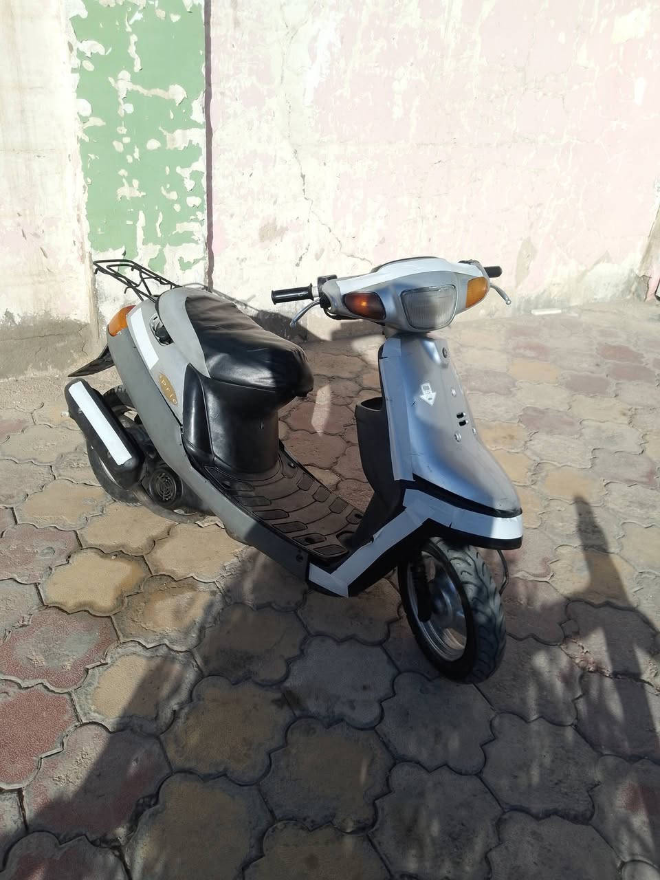 سلام عليكم دراجه بطه للبيع دراجه خطين دبل سكليتر موديل 2003 نضيفه كهربائيات نضيفه كابريتر جديده ابلك جديد فاكيوم جديد دراجه شلعه معدل قويه فول واحد عله واحد سعر 200وبيها مجال مكاني كربلاء الحر اتواصل عله هاذه الرقم ***********
