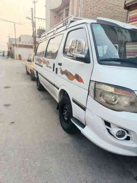 السلام عليكم فتون موديل 2015 بسمي مصفره هيئه وغرامه  تحويل ثاني يوم كهربائيات كله شغاله تخم تاير جديد مكينه ونجي 6 سياره نظيفه وما متعوبه  صدر أمامي خلفي جديد سياره كبل للشارع والسعر 85 رقم الهاتف ***********
