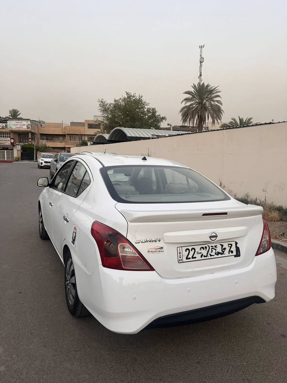 نيسان سني 2022 رقم  اربيل. هندي
سيارة مكفولة 
بيه بارد شخوط 
وبيه جزء من صندوق صبغ سوناره بالصور
ماشية 160 km
موجودة بغداد بالقرب من الراشدية (جديدة الشط)
*********** 
بسعر 115 وبيه مجال للشراي فقط
