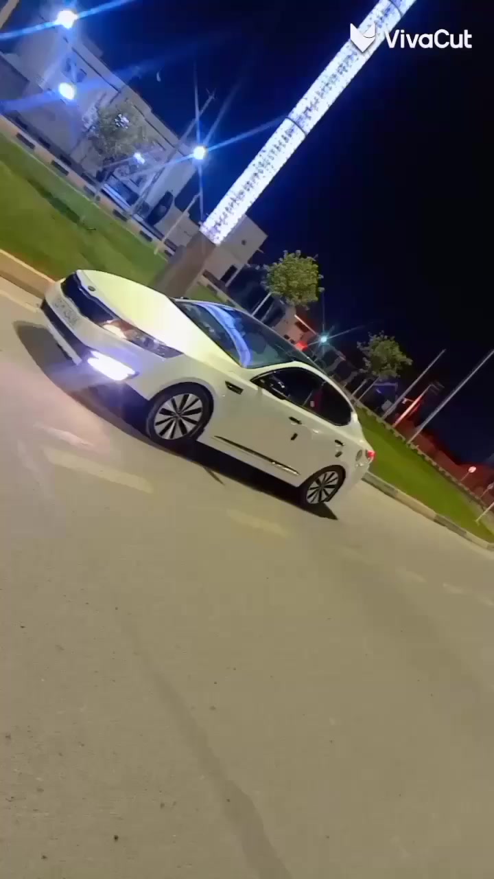 اوبتمه موديل 13امريكي ضررها جاملغ خلفي طخه طخه ومصبوقه صفحه ويه جاملغ بس ابيع محزمه   بختصار فول مواصفات لن ما اكوم اشرح مكاني الانبار فلوجه السعر 118وبيها مجال ***********
