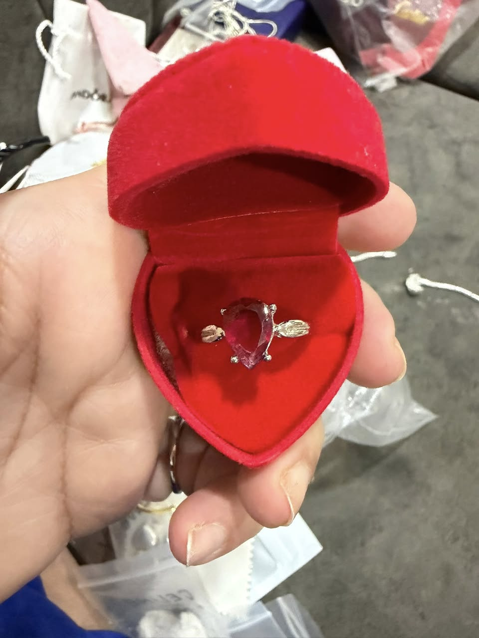 كلهن مختومات ٩٢٥


**إذا كنت صاحب هذا الإعلان وتريد حذفه لأي سبب، رجاءا أرسل رسالة إلى الدعم الفني**