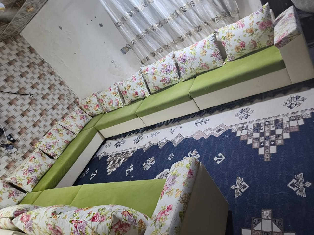 تخم ونص تصميد ديوان يتكون من 8قطع كلش نضيف 16نفر السعر 375 وبيه مجال الناصريه


**إذا كنت صاحب هذا الإعلان وتريد حذفه لأي سبب، رجاءا أرسل رسالة إلى الدعم الفني**