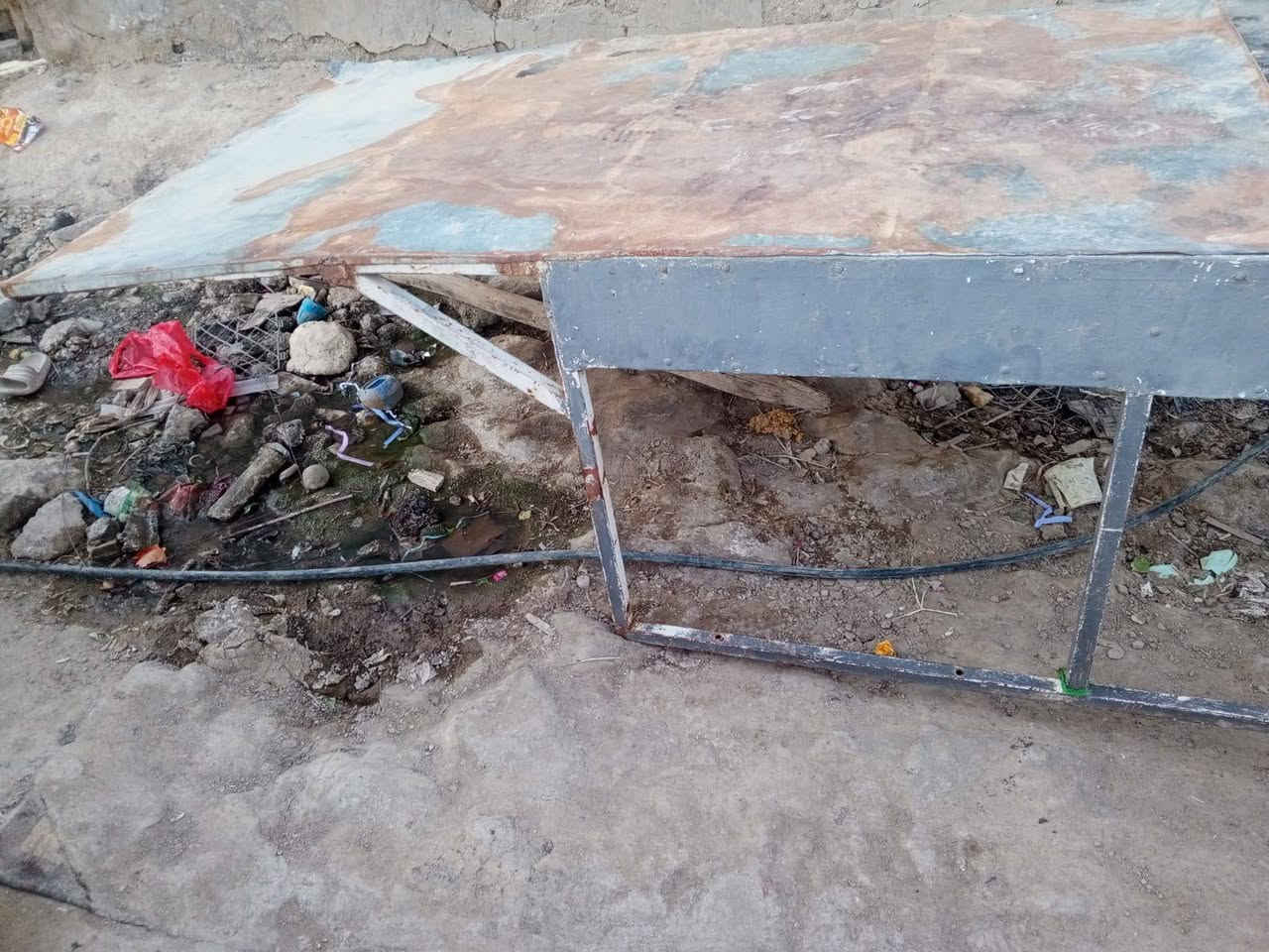 عماريه جديده ونظيفه مال مخضر سعر 60 العنوان ناصريه مركز *********** الخاص ممنوع
