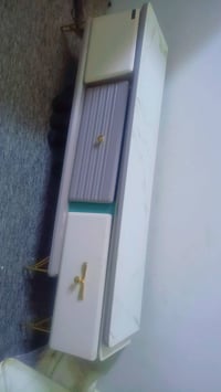 للبيع • خزائن