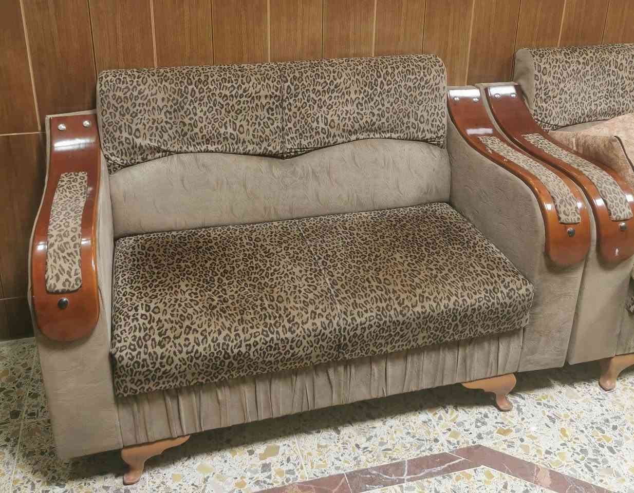 تخم قنفات ١٠ مقاعد نظيف جدا


**إذا كنت صاحب هذا الإعلان وتريد حذفه لأي سبب، رجاءا أرسل رسالة إلى الدعم الفني**