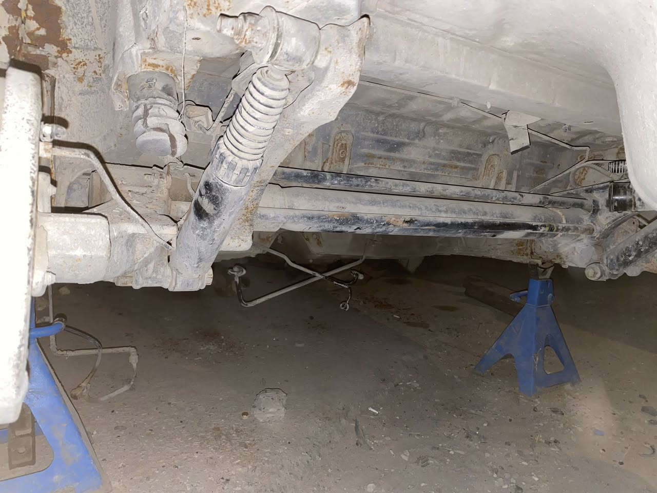 غراض سمند للبيع المكان نجف لاستفسار اتصل عل رقم ***********
عربانه خلفيه جديده 
ضفيره سمند كامله 
مشط استرين 
كشنات خلفيه
دشبول خلفي 
فرس 
اذراع استيرن
اسطاب اكسن يمنه يسره
افلنجات اماميه
طبلات مالت مقدم 
فريز تبريد كامل هوه والقاعده والفان كامل
