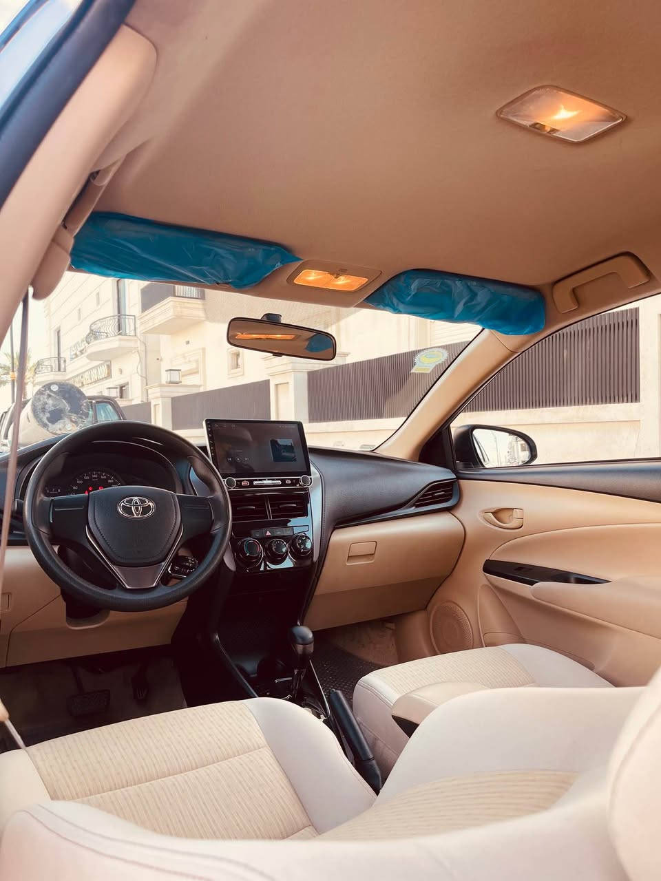 Yaris 2022 
٣ سویجی بیلاد شەریکە
سفڕی هەولێرە سەیارەکە❤️‍🔥
سەیارەکە وەک ڕەسم نەبوو نەتەوێ🔥
ماوەی ڕۆشتن ٨٤،٠٠٠ کیلۆمەتر 😴
ناو زەرد ناوی لۆک نەبوو نەتەوێ 💛
مەکینە گەورە 
چوارجام کارەبایی 
ئاوێنە کارەبایی 
وەک سبوغ تەنها سندوق بۆیاغە 
بێ لێدران و بێ ئێرباگ 
داروو بەردی بەشەرت 
تەقە و ڕەقە بەشەرت 
بەناوکردن و تەحویل بەشەرت 
تێبینی سەیارەکە قنج و قۆپی هەیە 
گەرمووشتەری نی سەرم مەهێشینە 
ڕەسمی سۆنەرەکەیم لایە 
نرخی ١٣٤$ وەرەقە و محامەلەکی برایانە 
شوێن هەولێر 
عربي 
🚗 يارس 2022 (وارد خليجي) يعني صفر اربيل 
ثلاث سويج بيلادي شركة 🔑
السعر: 134 ورقة ($13,400) (بيه مجال ومُعاملة أخوية)
الموقع: أربيل
📌 تفاصيل ومواصفات السيارة:
المسافة المقطوعة: 84,000 كيلومتر فقط.
المحرك: المحرك الكبير.
الداخل: جلد أصفر (إذا مو بحالة الوكالة لا تاخذها) 💛.
النوافذ: 4 جامات كهرباء.
المرايا: تحكم كهربائي.
🛠️ حالة البودي والفحص (بشرط الفحص):
الصبغ: قطعة واحدة فقط (الصندوق الخلفي مصبوغ).
الحوادث: بدون ضربة وبدون إيرباج (الإيرباغات سليمة).
الشواصي والغريد: سليمة وبشرط الفحص (دار وِبرِد).
النظام الحركي: بشرط عدم وجود أي أصوات أو طقطقة (تَقَة وڕَقَة).
الأوراق: بشرط التحويل والوكالة.
ملاحظة: السيارة بيها بعض الشخوط أو الطعجات الخفيفة (قنج وقۆپی).
⚠️ تنويه من البائع:
صورة السونار (الفحص) موجودة وجاهزة. رجاءً إذا مو شراي ومستعجل لا تدور دوخة رأس. أربيل, العراق


**إذا كنت صاحب هذا الإعلان وتريد حذفه لأي سبب، رجاءا أرسل رسالة إلى الدعم الفني**