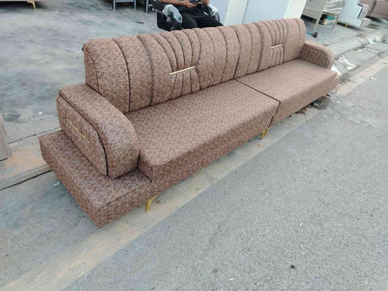 وصول وجبه جديده في مزاد لأخوين العنوان المفرق الطرق والجسور مقابيل العزات بن تجه رايح عليه المفرق بسعار تنفسيه ***********
