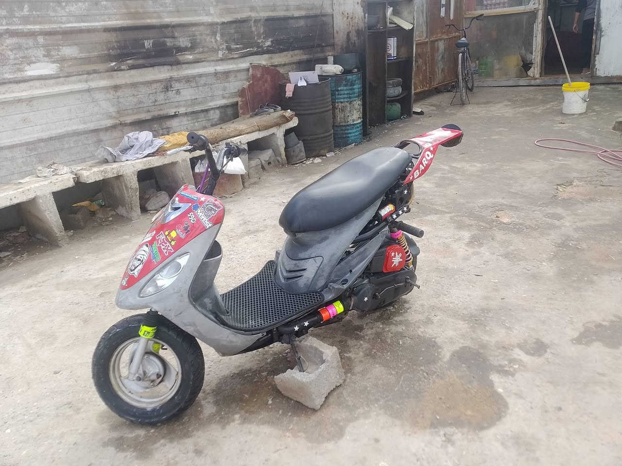 سلام عليكم دراجه ماكس قجمه البيع السعر 625 بيه مجال شي قليل مستعجل على بيعته مكاني بصره كرمه علي الشراي يجي خاص رقم ***********
