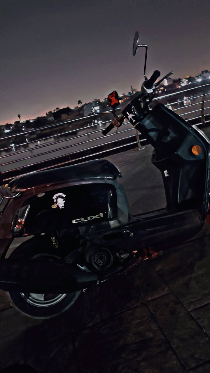 دراجة ماكس بوليس مصطرة. 
دراجة  صاهة 4اشهر من نازلة رمبة. 
كاملة من كلشي اي نقص مابيهة. 
دراجة برغي واحد ممفتوح بيهة . 
تواصل وتساب الرقم (***********)
