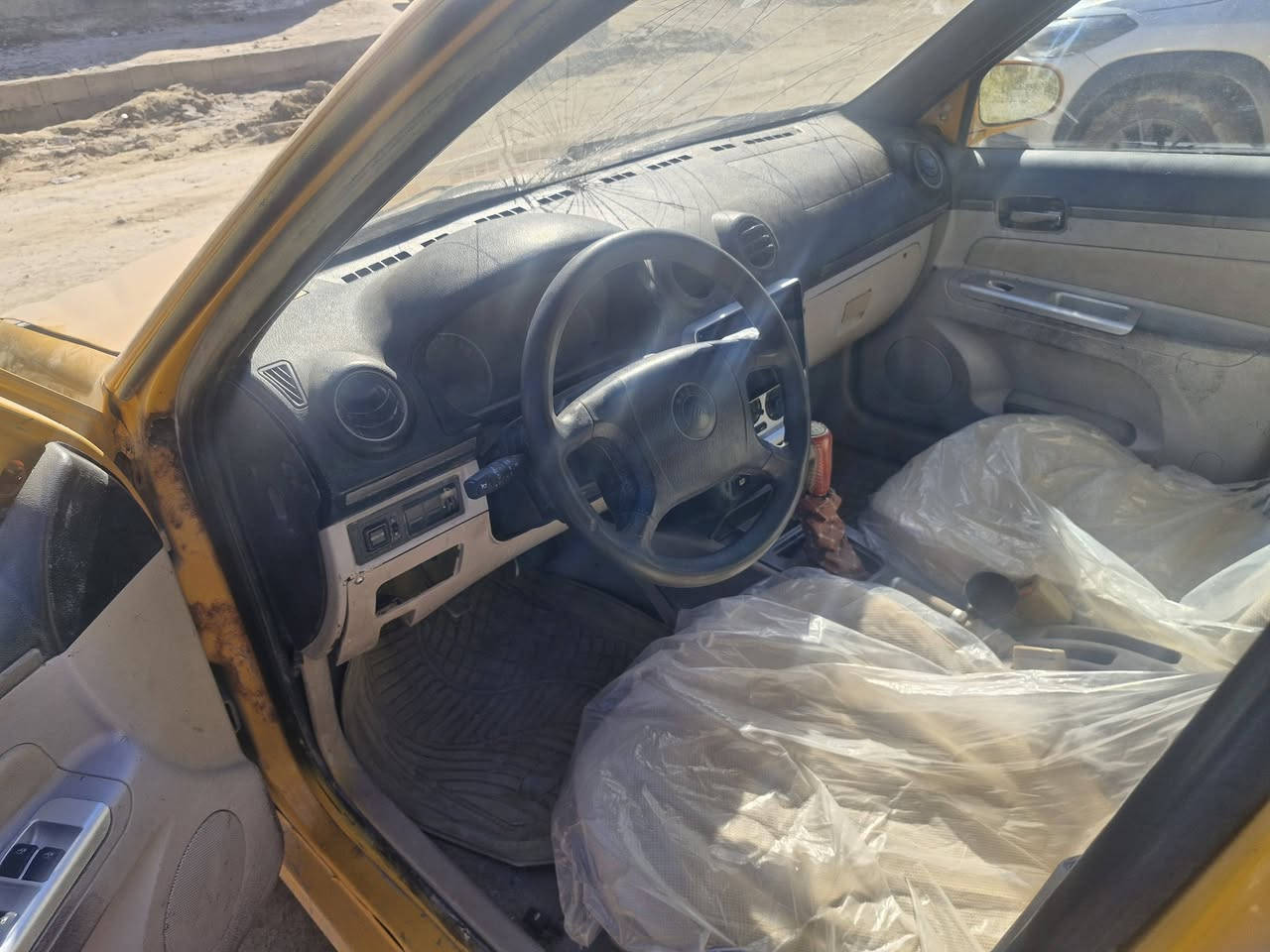 جيلي سي كي ٢٠١٢ 
مصبوغه كامل 
راعيه بكربلاء يريد تحويل 
ابيع برميل 
السعر ٢٥ 
***********
