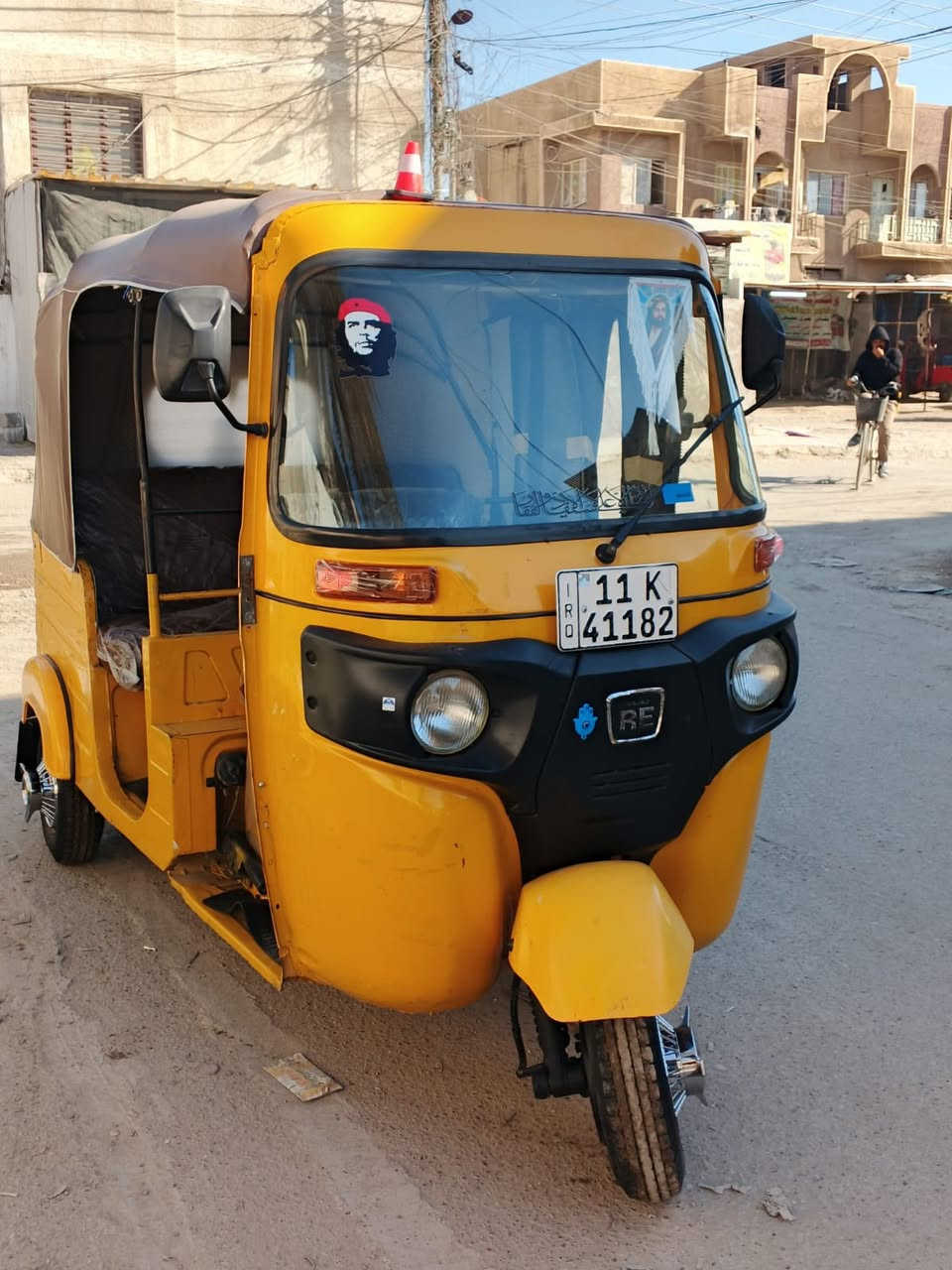 السلام عليكم تكتك باجاج للبيع موديل 2019 نضافه فول بيها بس دوسات معمره التكتك ربع مينصرف عليها وبالعافيه على المشتري جاهزه من كل النواحي مكاني بغداد البياع الشرطه الخامسه السعر 6200 وبيها مجال رقمي ***********
