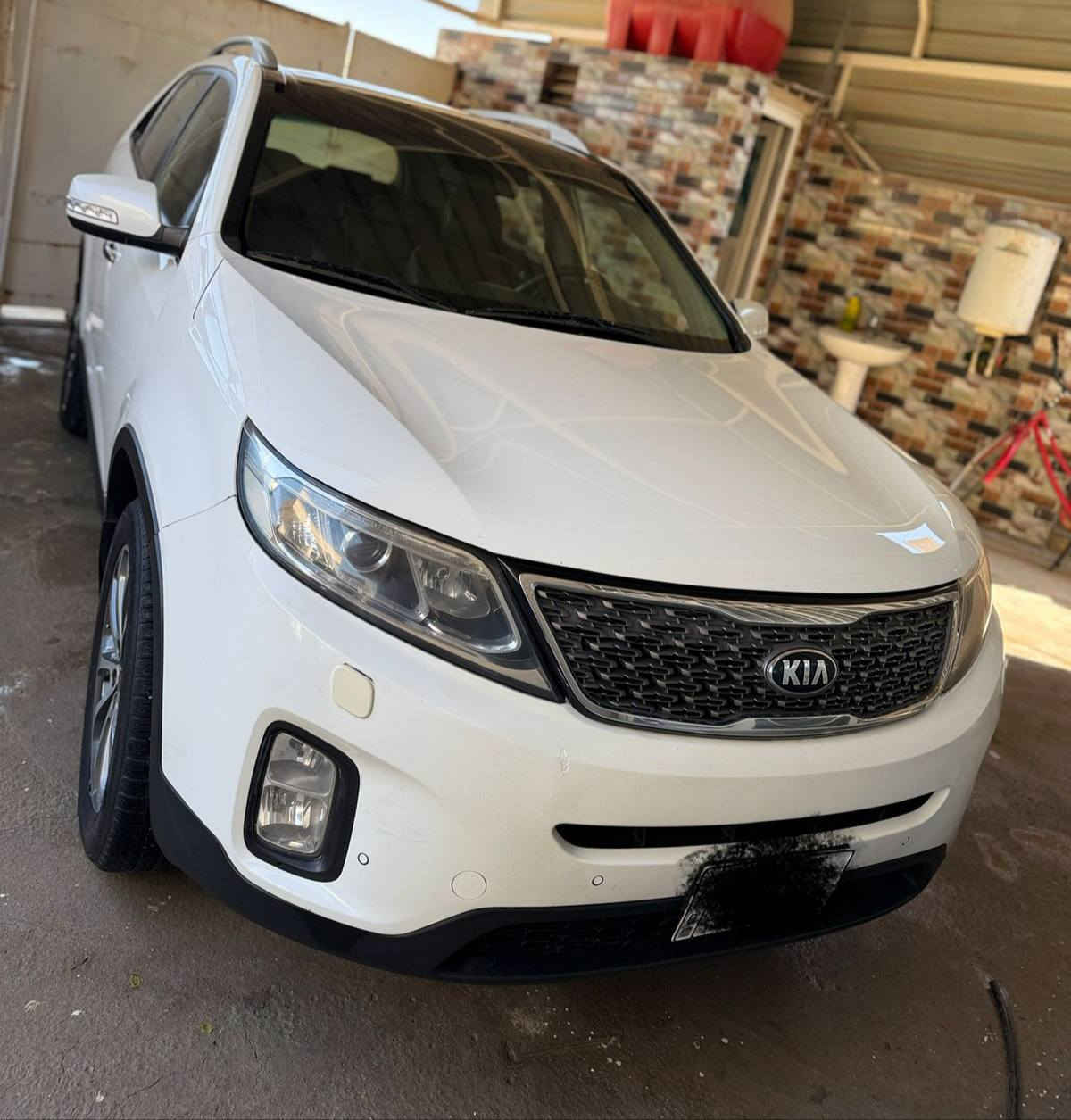 ورنتو 2015  واحد على واحد خليجي
6سلندر 
رقم بغداد 
بسمي  السيارة مكفوله

كشنات جلد 

نظام ايرباك

اوتوماتيك

كاميرا خلفيه 

بانوراما 

الداخل ملكي
ثلاث قطع تبريت
بصمه

مرايا جانبية كهربائية

نظام مفتاح ذكي

مقاعد امامية كهربائية

مانع انزلاق

رادار امامي 

ستائر خلفية 

قفل امان اطفال
ماشيه 177 

رقم التواصل  ***********
مكان السيارات حله شارع 60
السعر 208
