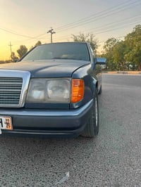 مرسيدس بنز W124 • مرسيدس 1991 • مرسيدس 300 • مرسيدس كلاسيك • سيارة مرس...