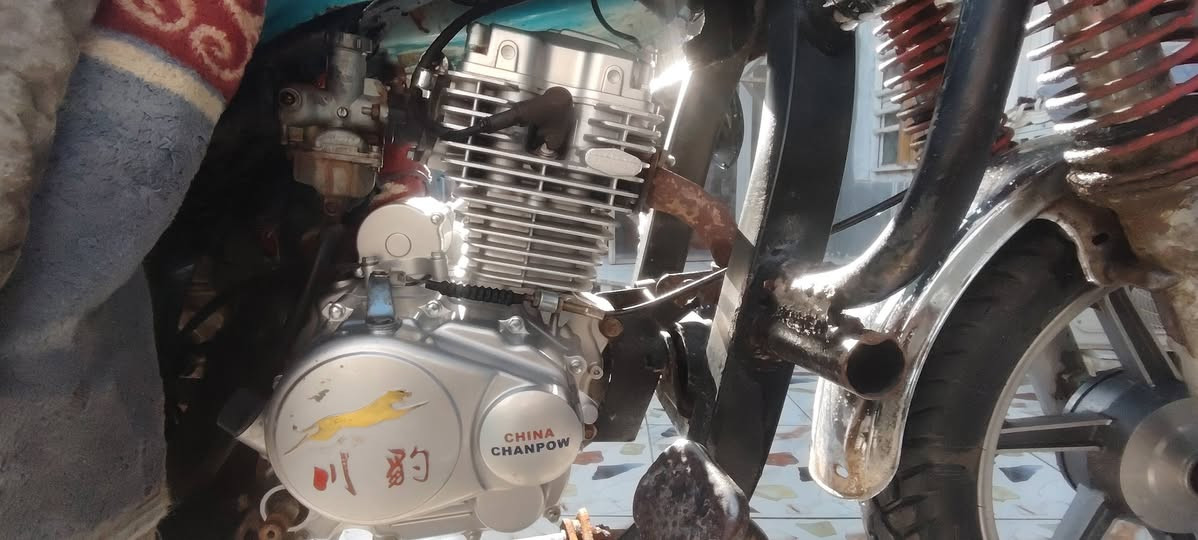 ستوته 18مكفوله مكينه وكير بجيس قبل شهر من شديتهن الأصلي أوراق اصولي ركبه مكفوله السعر ١٣٥٠وبيه مجال مكان بابل جبله ***********
