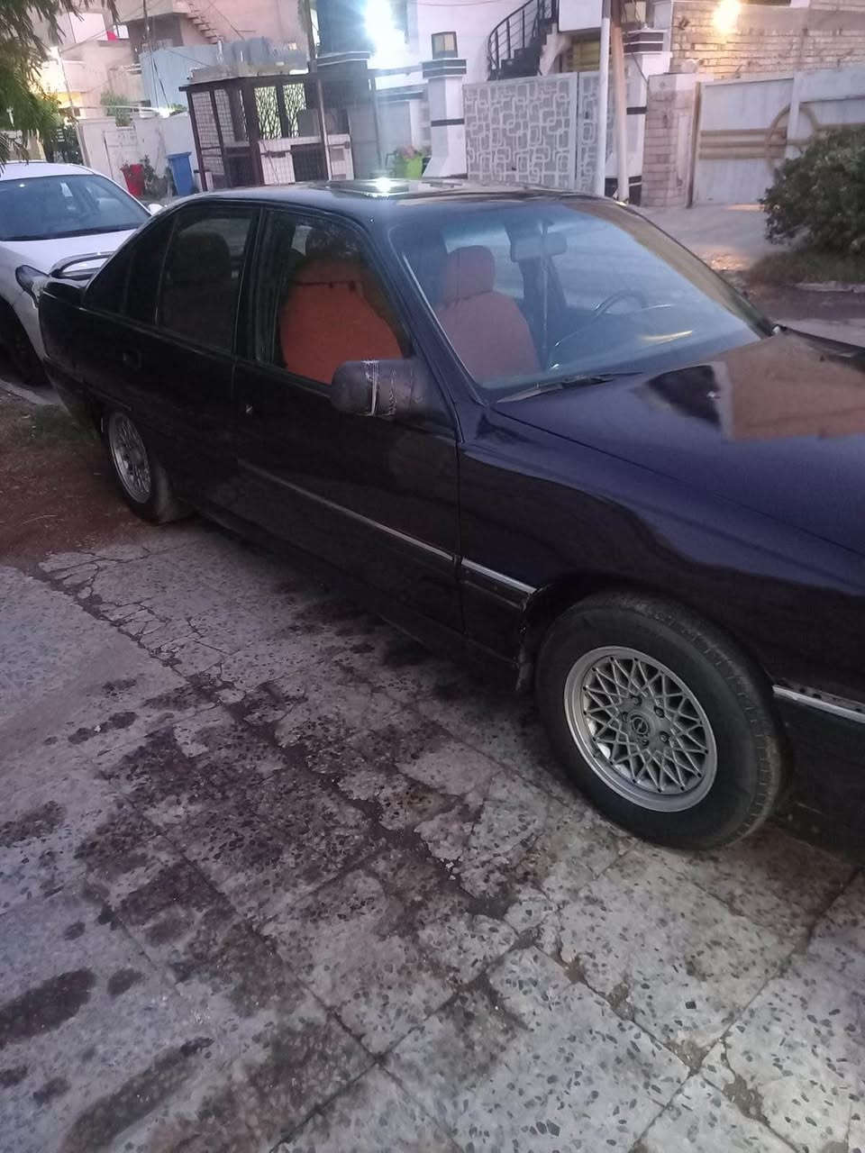 اوبل اوميكا موديل 1993 رقم أنبار السياره مصبوغه جديد نظيفه مال جني كير مكينه كشر مكانها بغداد السعر 35 للاستفسار *********** بغداد, العراق
