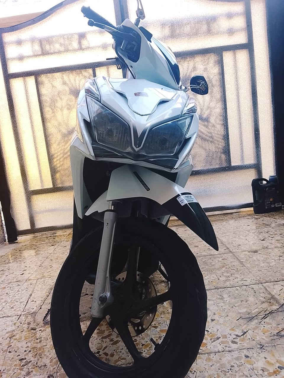 ‏دراجة Honda ياباني للبيع مست كهربائي حساس ازدحام محولة 125 السعر1300 بيها مجال مناش sir sir***********
