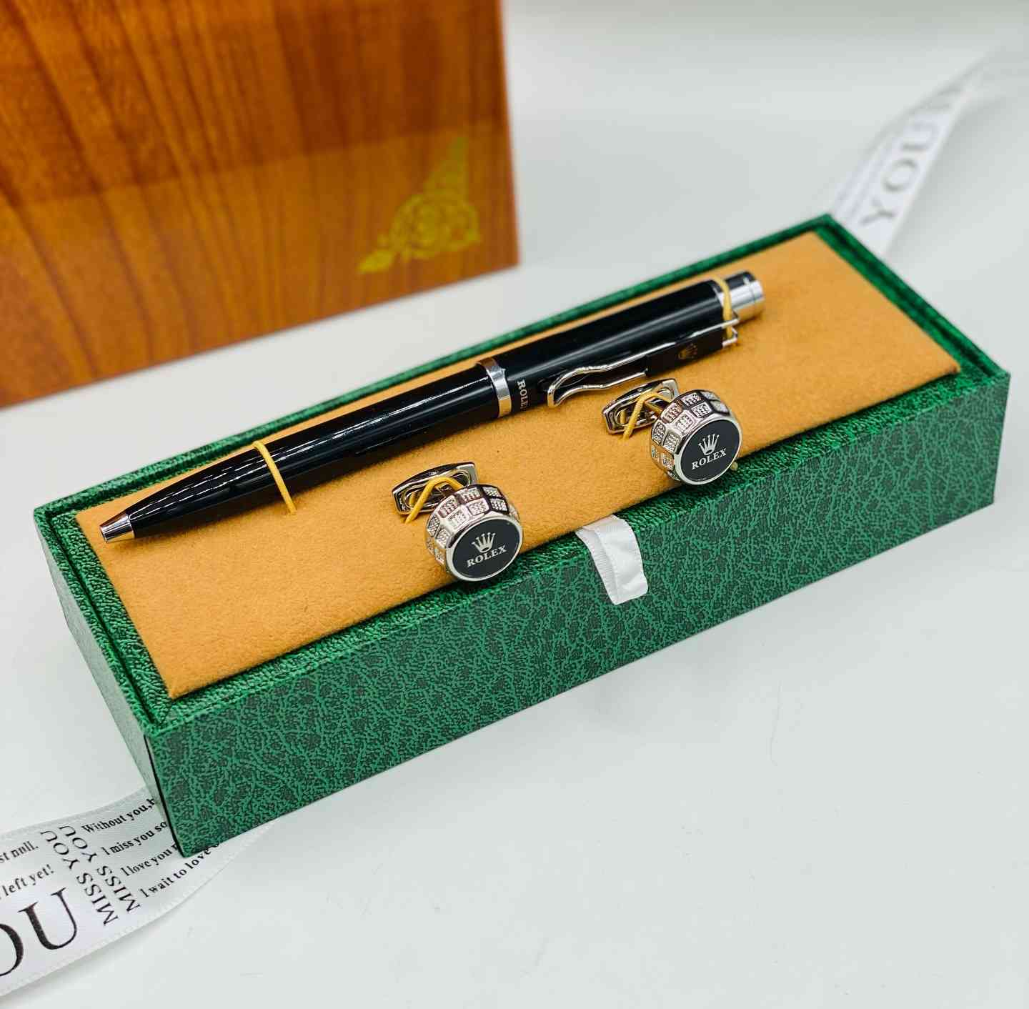 ❤️ عيد الحب غير مع Girly ❤️
لأن التفاصيل الصغيرة تصنع فرق كبير ✨
قدّم/قدّمي هدية تعبر عن الحب وتبقى ذكرى جميلة 💍🎁
يتوفر لدينا:
💖 إكسسوارات نسائية راقية
💖 ذهب برازيلي – فضة أصلية
💖 بوكسات هدايا مرتبة حسب الطلب
📩 للحجز والاستفسار مراسلة الصفحة
📍 تكريت – مجمع العقيق التجاري مقابل منتزه زيونة
🚚 توصيل إلى كافة محافظات العراق
#عيد_الحب❤️ #Valentine #هدايا_تخرج #حب #girly


**إذا كنت صاحب هذا الإعلان وتريد حذفه لأي سبب، رجاءا أرسل رسالة إلى الدعم الفني**