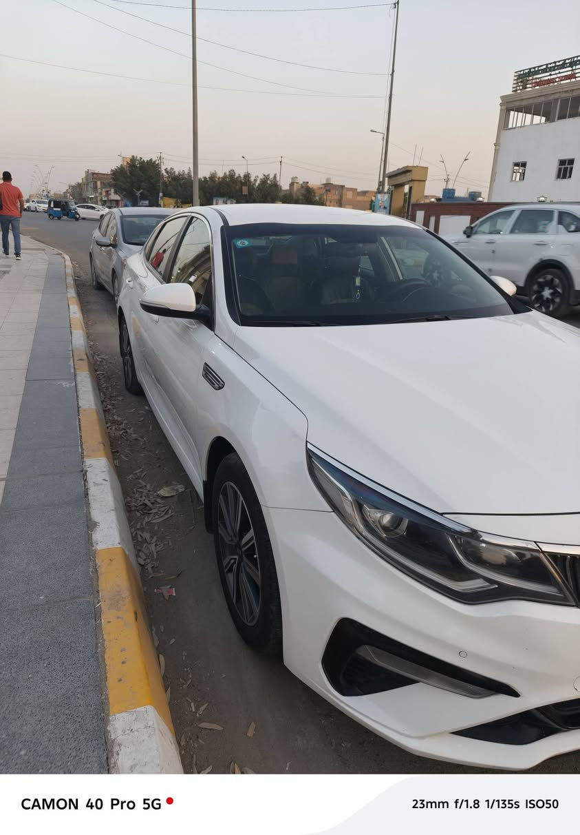 سلام عليكم ورحمة الله يتوفر إله عوالنه الكريم في قلعه سكر سياره حديثه ومكيفه تبريد من باب البيت الباب البيت إلي يرقب من خوناه  الاتصال  عله رقم وتكون بخدمتكم ***********

