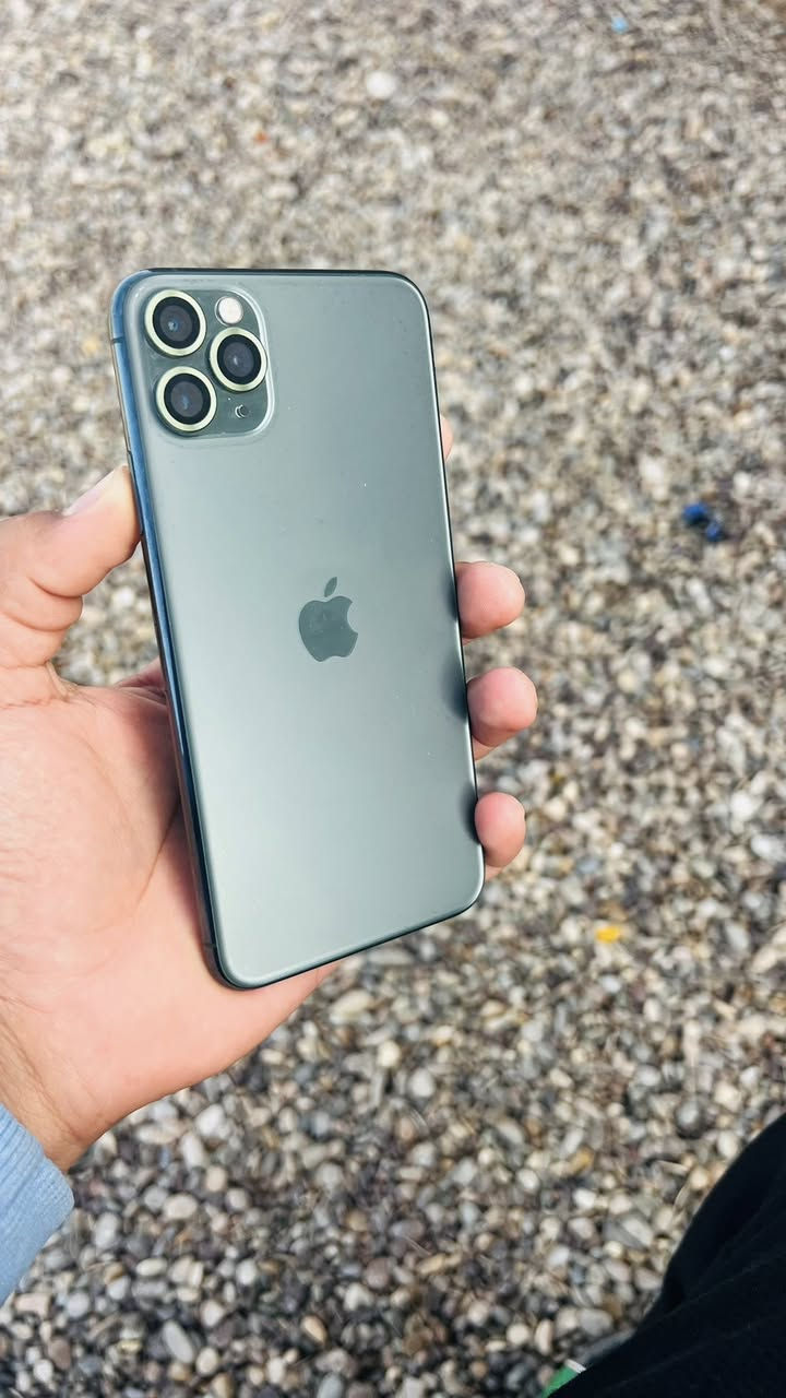 ايفون 11 برو ماكس 256 جهاز نظيف وشغال بدون اي عيب فقط مبدل شاشه بلادية مال جهاز ومبدله بطارية دراغون الاصلية كلش ممتازه رايده ب225 الف **


**إذا كنت صاحب هذا الإعلان وتريد حذفه لأي سبب، رجاءا أرسل رسالة إلى الدعم الفني**