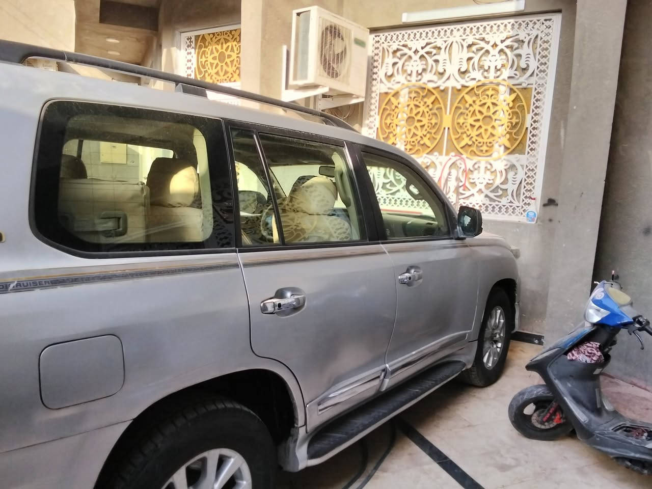 فكسار موديل 2009 رقم بغداد بسمي رقم نكليزي  صبغ صفحتين اثره خطه سياره جاهز محرك 8 اربع  بصمات فتحه        سعره 230       ***********
