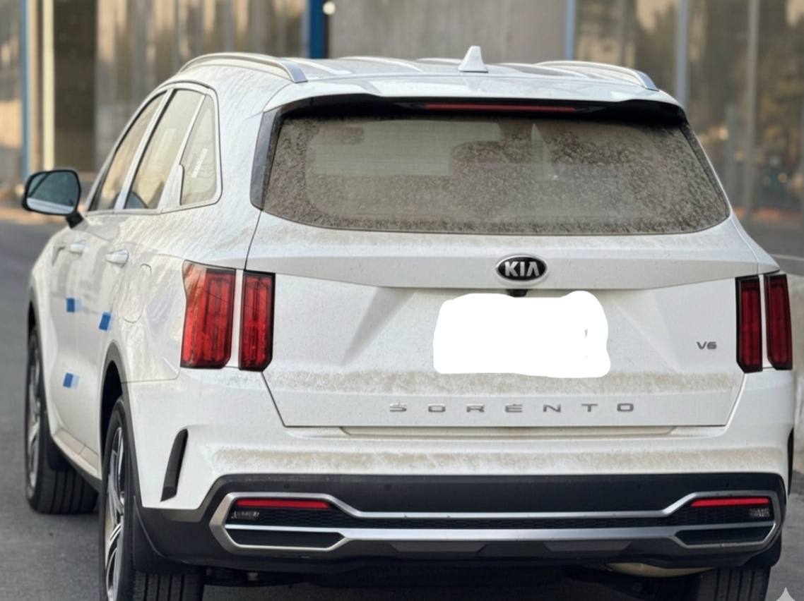 كيا سورنتو موديل 2021 خليجي السيارة مكفولة  
رقم بغداد الماني  
السيارة ماشية 80.  اصل.  السيارة مضمومة. وافحص وين مايعجبك 
مكينه  - 6 سلندر  سياره تحتوي على 4 وضعيات قياده 
مواصفات سياره 
- بصمه  عدد 2 
- تشغيل عن بعد
-جنطه كهرباء 
- مرايات شفط 
- تخم تاير جديد 
- سبع الالوان داخلي 
- ترحيب 
- لايت لد  4 عدسات 
_ دواخل بيچي 
-  2 كشن كهربائي
 - تحكمات استيرن  
-  3 قطع تبريد 
- مثبت سرعه 
- بصمه ابواب 
- حساس امامي + خلفي 
- شفتات استيرن   3 سبورت  وسمارت2  وايكو 1
- شاشه لمس تبريد 
- نضام مانع انزلاق 
- شاحن لاسلكي 
- كل مواصفات السورنتو بيهة 
- علما السيارة محجوزة فقط هاي السنة.  استقطاع مباشر من الماستر وكالة عامة مطلقة باسم المشتري. 
- السعر 245      مكاني ديوانية مركز.***********
