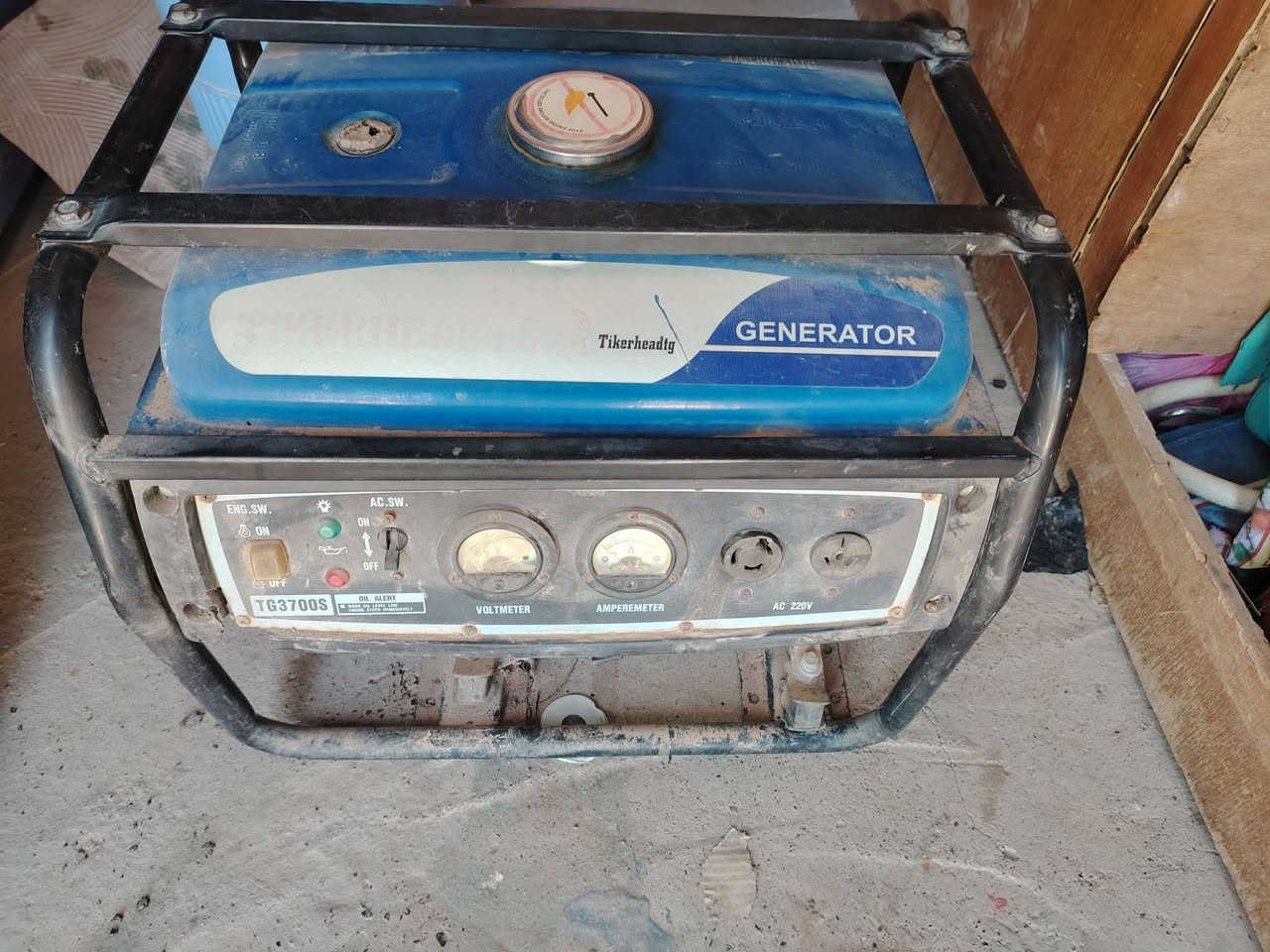 سلام عليكم موطور للبيع السعر 250 مستخدم شي قليل


**إذا كنت صاحب هذا الإعلان وتريد حذفه لأي سبب، رجاءا أرسل رسالة إلى الدعم الفني**