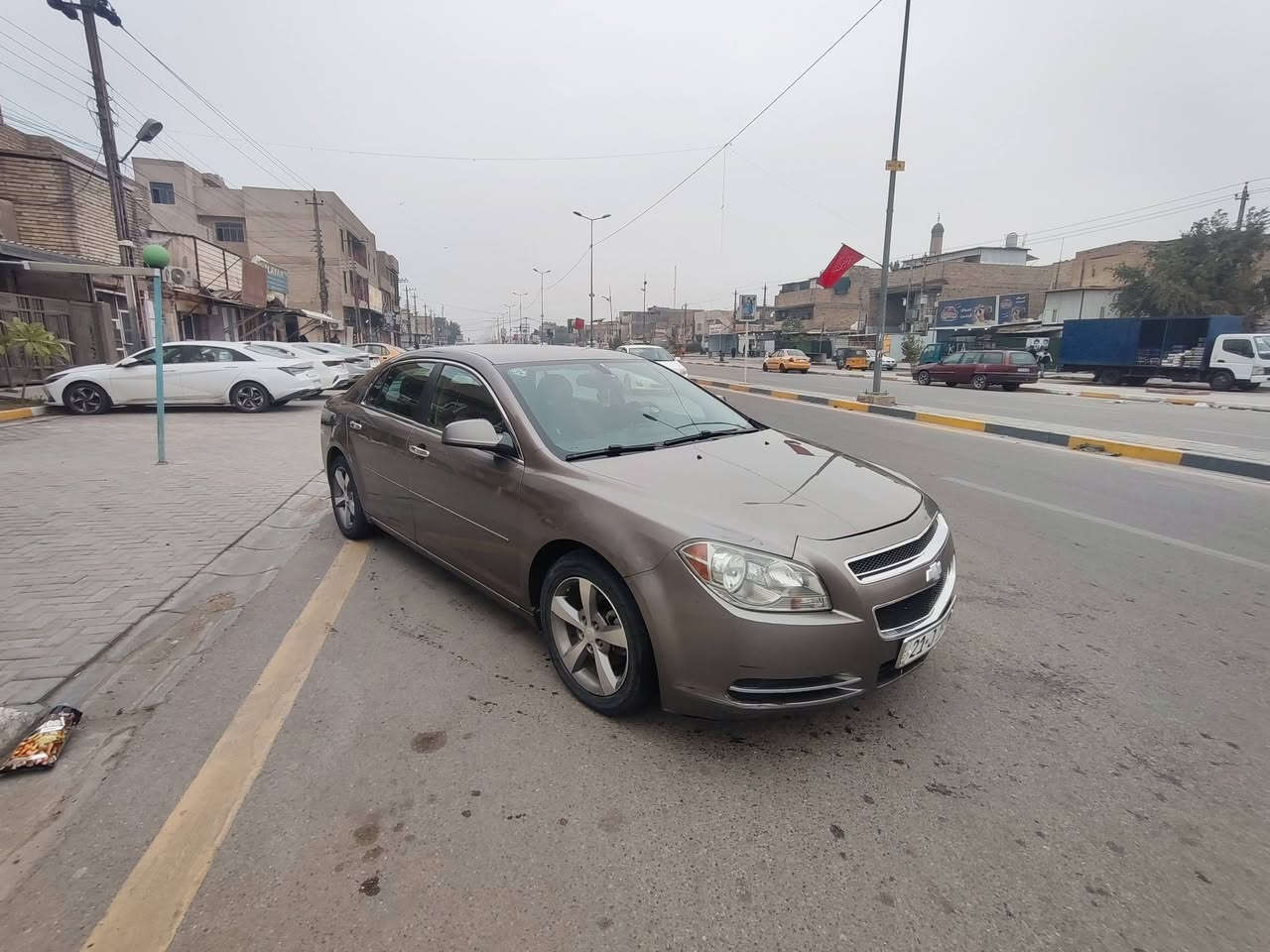 السلام عليكم عندي ماليبو موديل 2012مكفوله بدون قطره صبغ بدون جراد  رقم سليمانيه بأسمي سنويه لل30 السياره جديده وخير من الله تبريد ثلج كير محرك خير من الله السعر 73وبيها مجال للاستفسار الاتصال ***********

