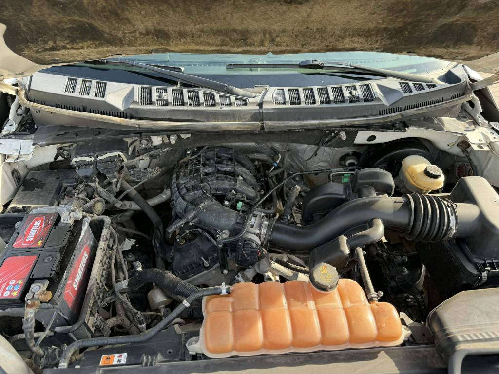 فورد f150 للبيع موديل  17 عليهه 15 ورقه غرامه
 ينقطع من سعر سياره 
محرك 6 بدون توربو
بيهه قطعه وحده بدون صبغ و دواخل
ماشيه 85mil
گير محرك بلادي بدون تبديل وضع شركه و بشرط
سعره  205$ بيهه مجال
واتساب: ۰۷٥۰۱٤۰٤۷٤۷ أربيل, العراق


**إذا كنت صاحب هذا الإعلان وتريد حذفه لأي سبب، رجاءا أرسل رسالة إلى الدعم الفني**