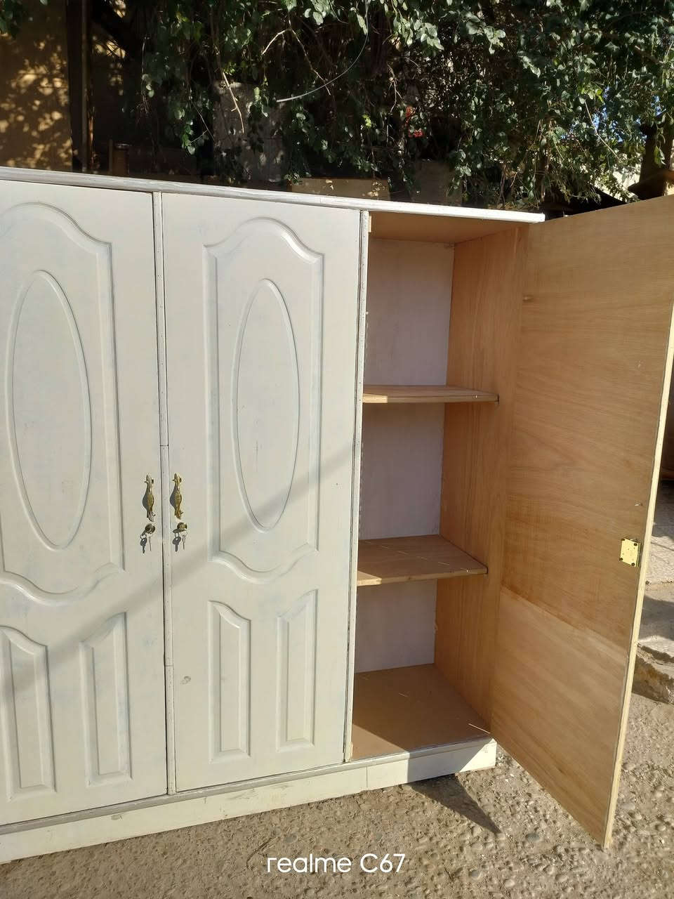 اغراض مستعمله منزليه للبيع وباسعار مناسبه للتواصل العماره حي النداء ***********
