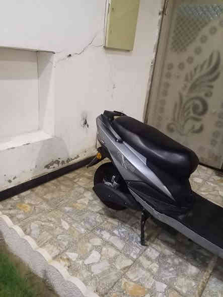 السلام عليكم للبيع دراجه شحن سكنس 6بطاريات تقطع مسافه 60كيلو السرعه 60شاشه يضهر بيه العطل تشغيل عن بعد قفل جهاز انذار سرقه حساس ابريك الدراجه كامله اي نقص ماكو السعر 650وبيه مجال المكان دوره وهذه رقمي ***********
