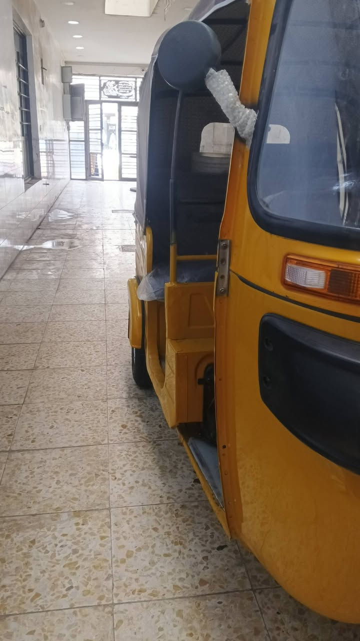 سلام عليكم تك تك موديل 2020 كدام عينك بيها بس كابريتر رقمي ***********
