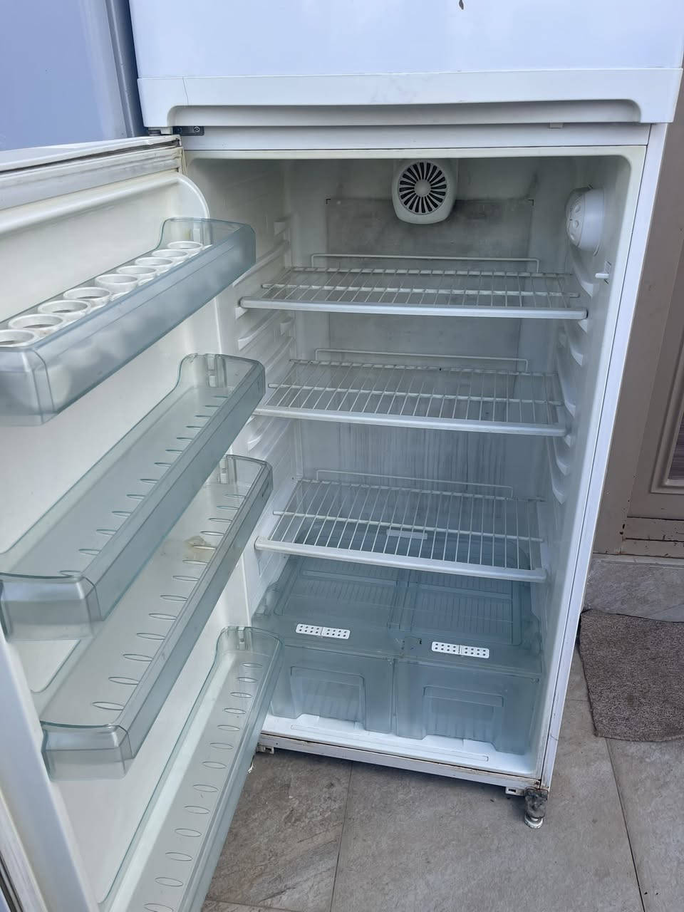 سلامً عليكم ثلاجات للبيع غاز وماطور شركه
الارجلك160 وبيها مجال 
الرصاصيهً70 الف 

الفيزتل 125 وبيها مجال 

***********
