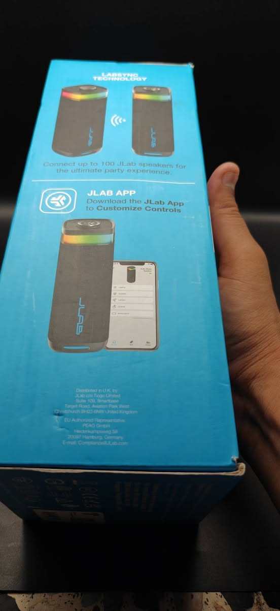 سبيكر مكبر الصوت المحمول JLab JBuds Party،
صوت قوي في أي مكان (Powerful Sound Anywhere): يوفر تجربة صوتية قوية ومحيطية. 

قوة صوتية 30 واط (30W Power): يعتمد على مكبرات صوت داخلية مزدوجة قوية لتقديم صوت نقي وباس عميق. 

عمر بطارية يزيد عن 12 ساعة (12+ Hours Playtime): يمنحك وقت تشغيل طويل يدوم طوال اليوم (يصل إلى 10 ساعات عند تفعيل الإضاءة). 

إضاءة RGB يحتوي على حلقة إضاءة مدمجة تتفاعل مع الموسيقى ويمكن التحكم بألوانها وأنماطها عبر التطبيق

اي استفسار خاص او ع قناه التلكرام الرابط داخل الصفحه


**إذا كنت صاحب هذا الإعلان وتريد حذفه لأي سبب، رجاءا أرسل رسالة إلى الدعم الفني**